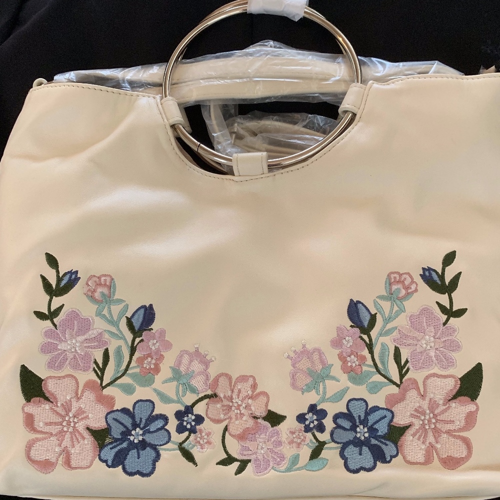 New Very Pretty Embroidered Handbag